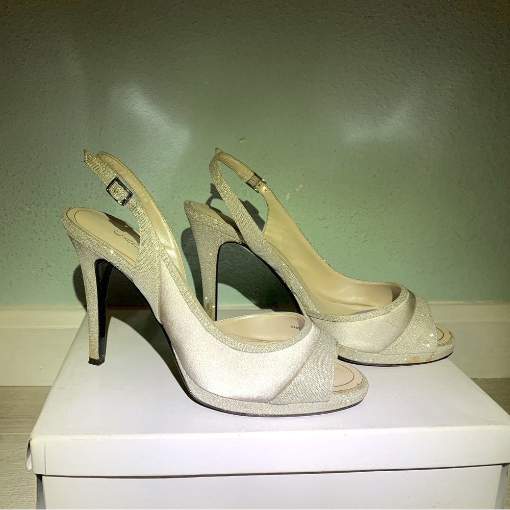 Need wedding shoes, look no farther;)